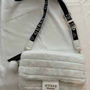 GUESS CROSSBODY BAG